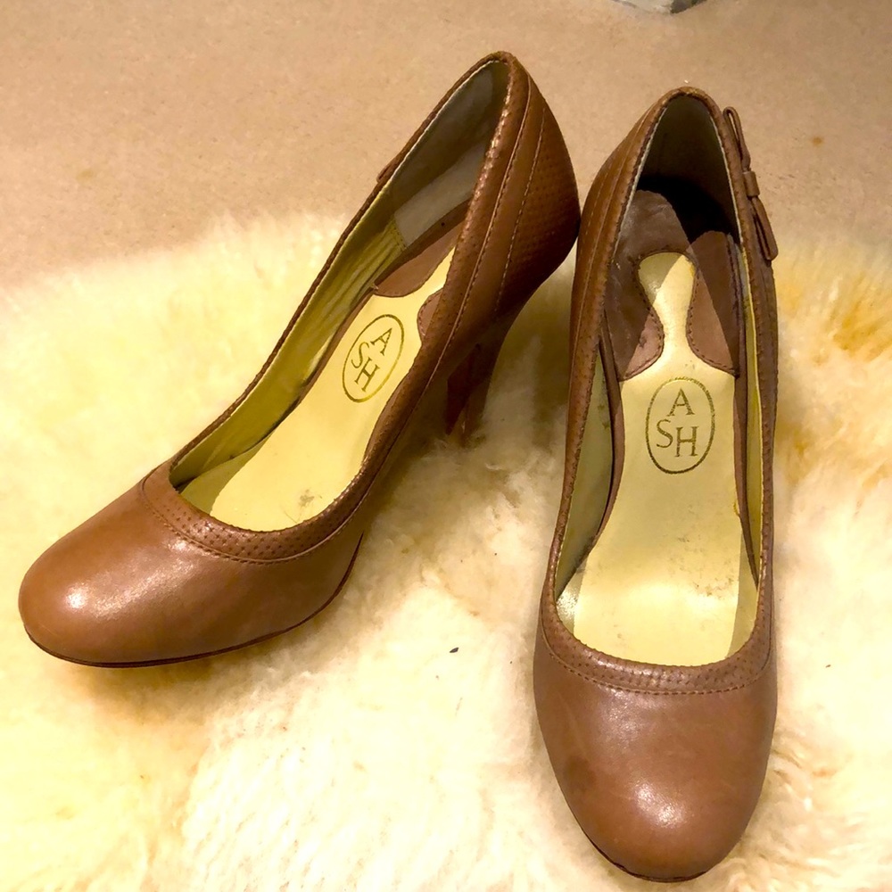 ASH brown/tan leather heels. Size 6.